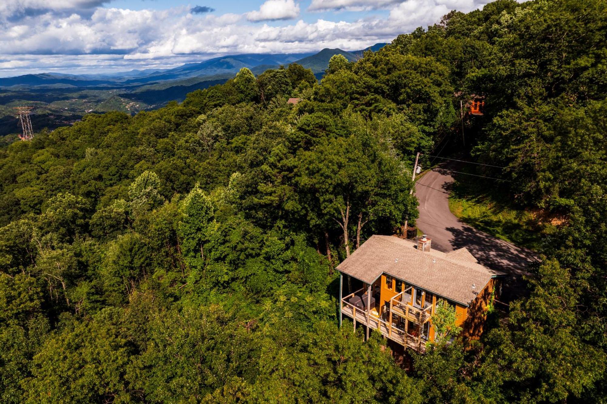 Elevista - Quaint&Private-Views-Hottub-Pooltable-Bears-3 Clubhouse Pools Villa Gatlinburg Ngoại thất bức ảnh