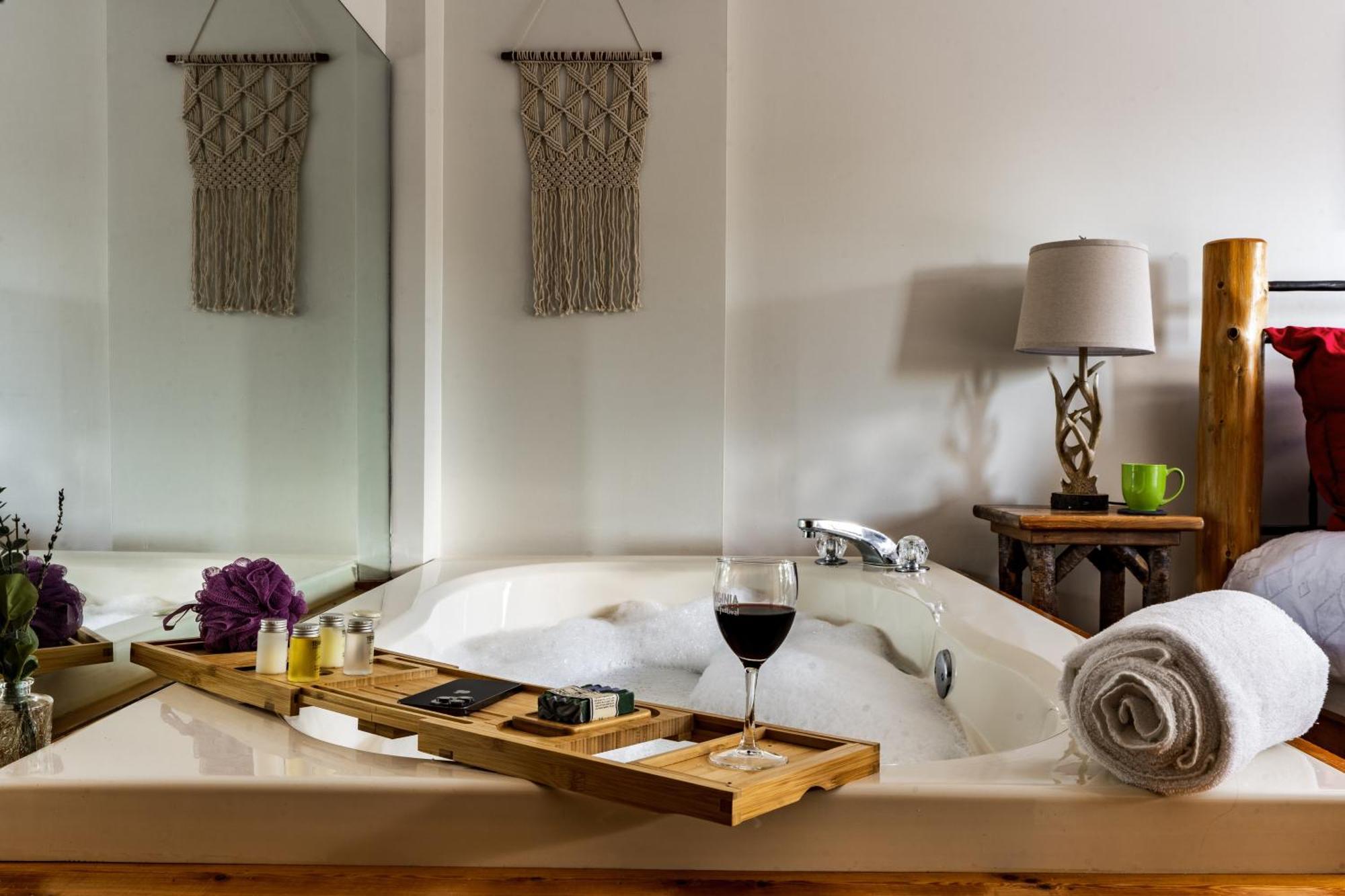 Elevista - Quaint&Private-Views-Hottub-Pooltable-Bears-3 Clubhouse Pools Villa Gatlinburg Ngoại thất bức ảnh